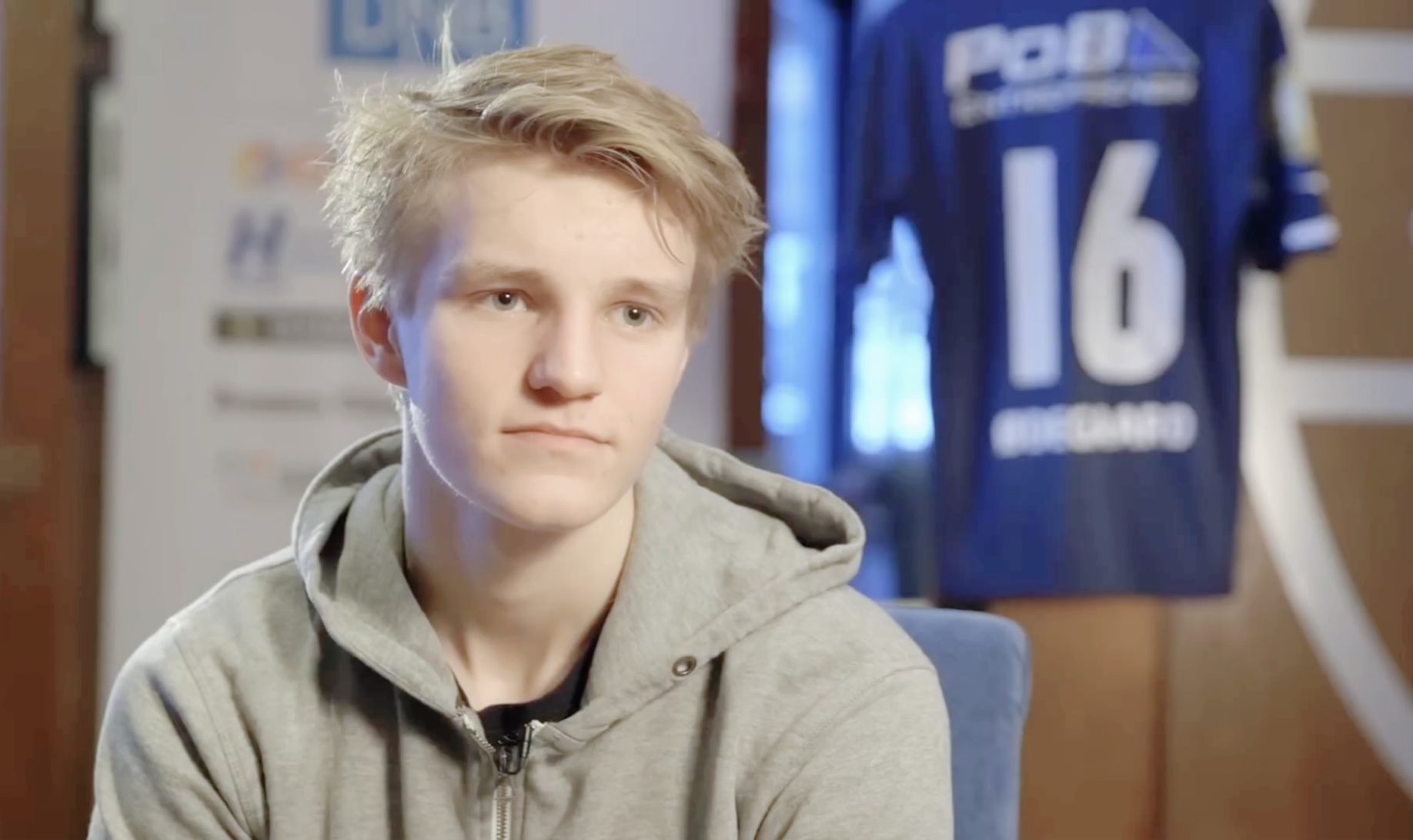 意大利强势日本，厄德高惊艳世界