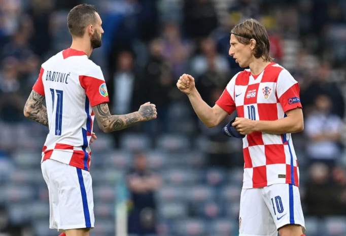 豪门对决！S赛上演世纪大战