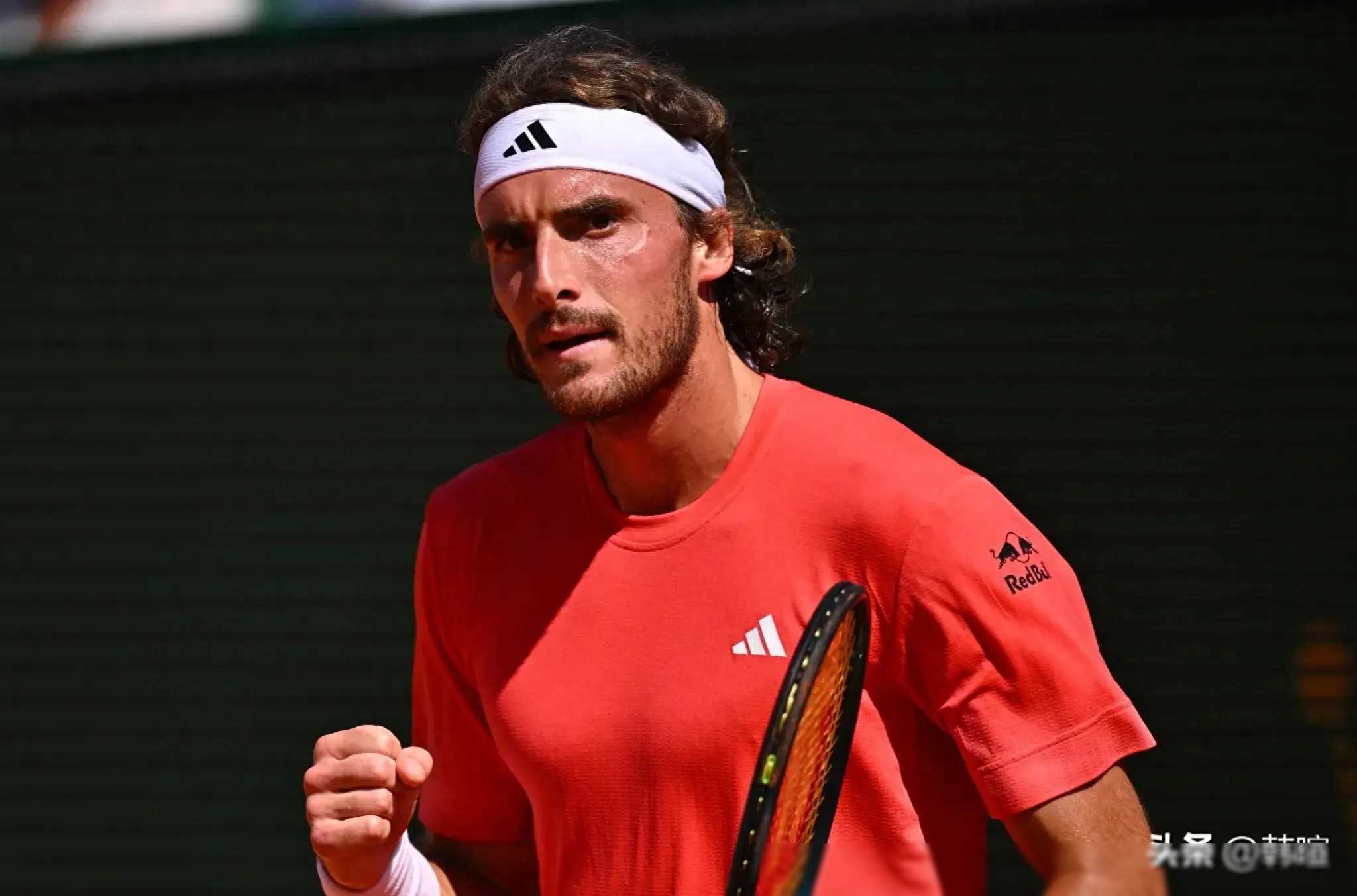 拉沃尔杯鏖战年终总决赛，西西帕斯统治全场