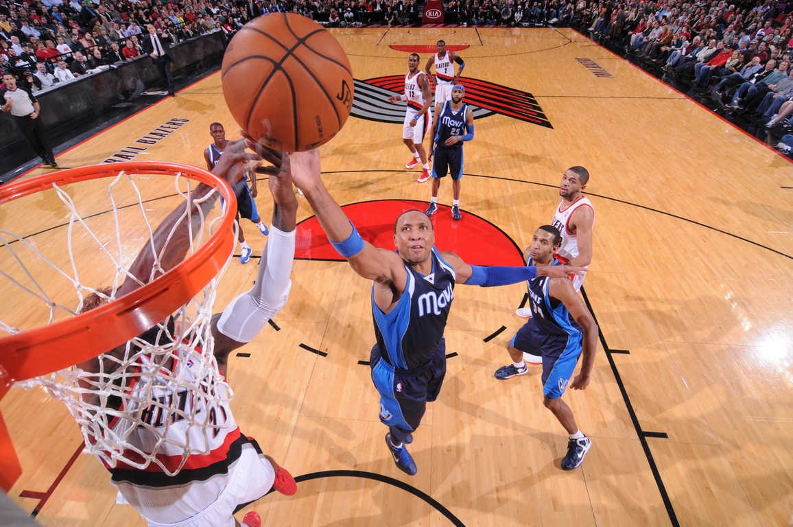 小牛客场挑战开拓者，追求客场胜利