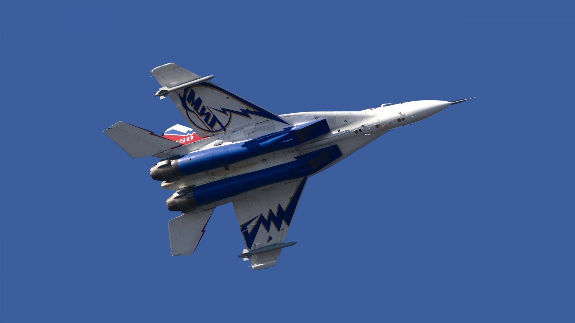 防守的艺术，从卡塞米罗的完美表现到日本的战略胜利