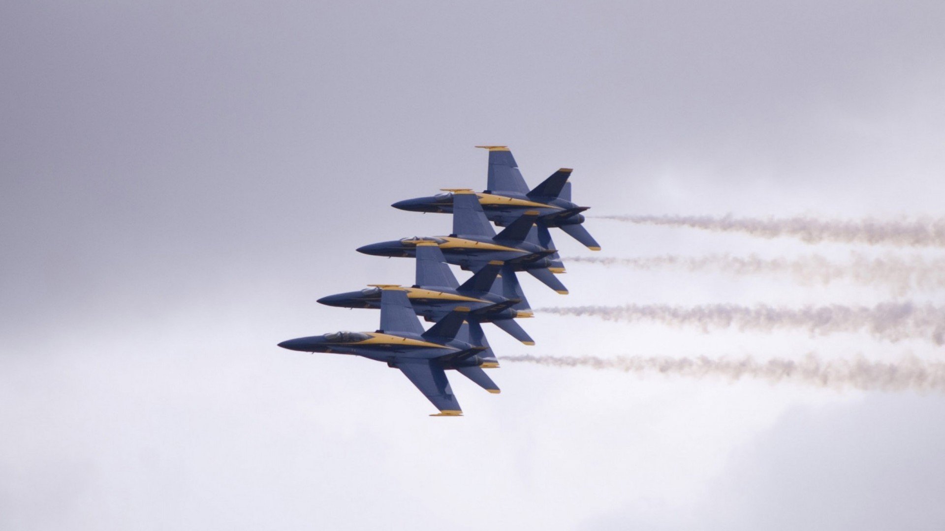 爱游戏大厅-约基奇上海滩定乾坤，当森林狼的利爪擒住东方巨龙